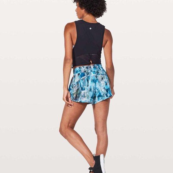 Lululemon Tracker Short V 4" Size 6 Sun Dazed Multi Blue - Picture 2 of 8
